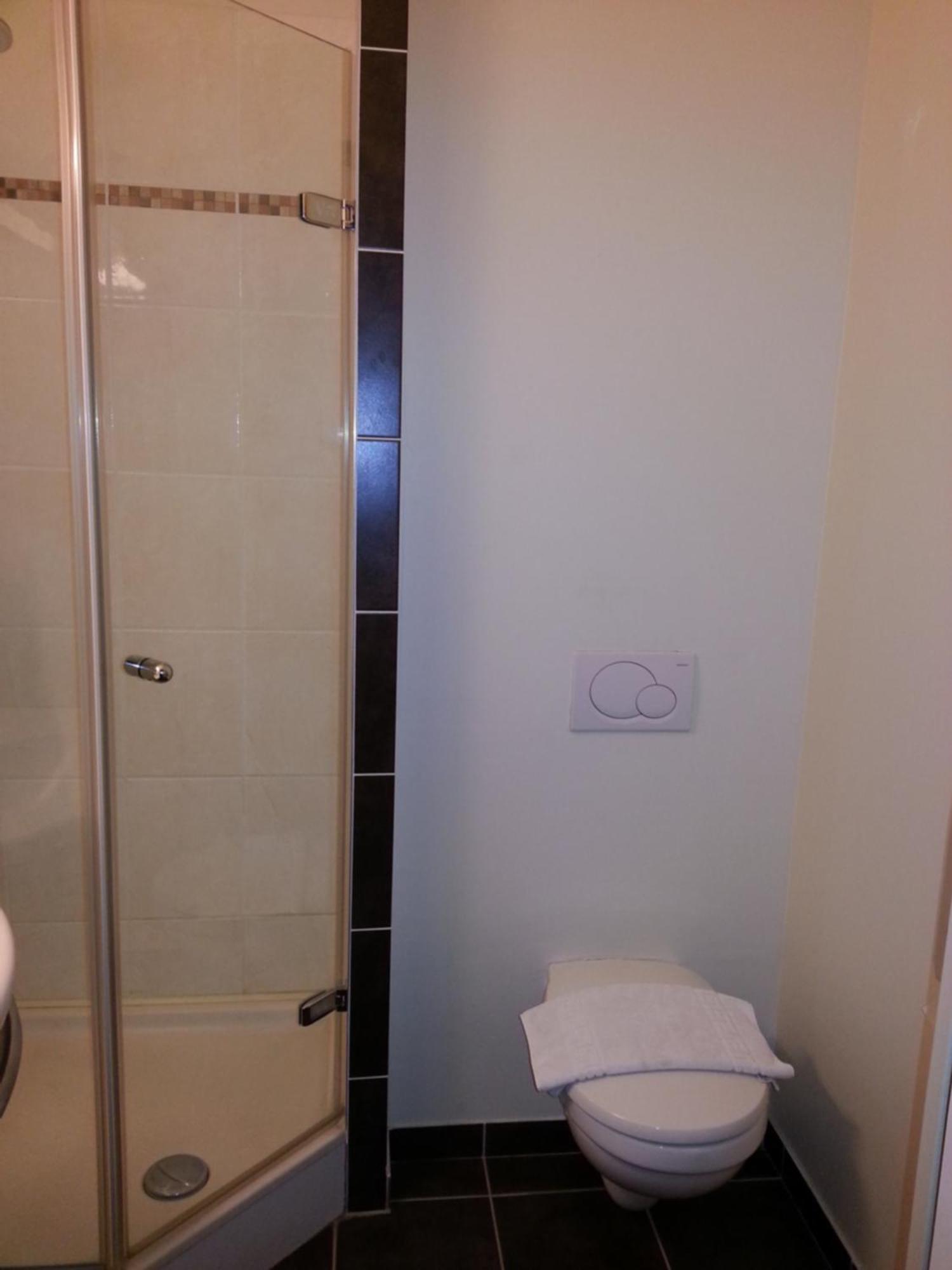 Hotel Akena City Caudry Екстериор снимка