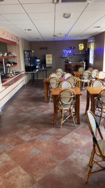 Hotel Akena City Caudry Екстериор снимка