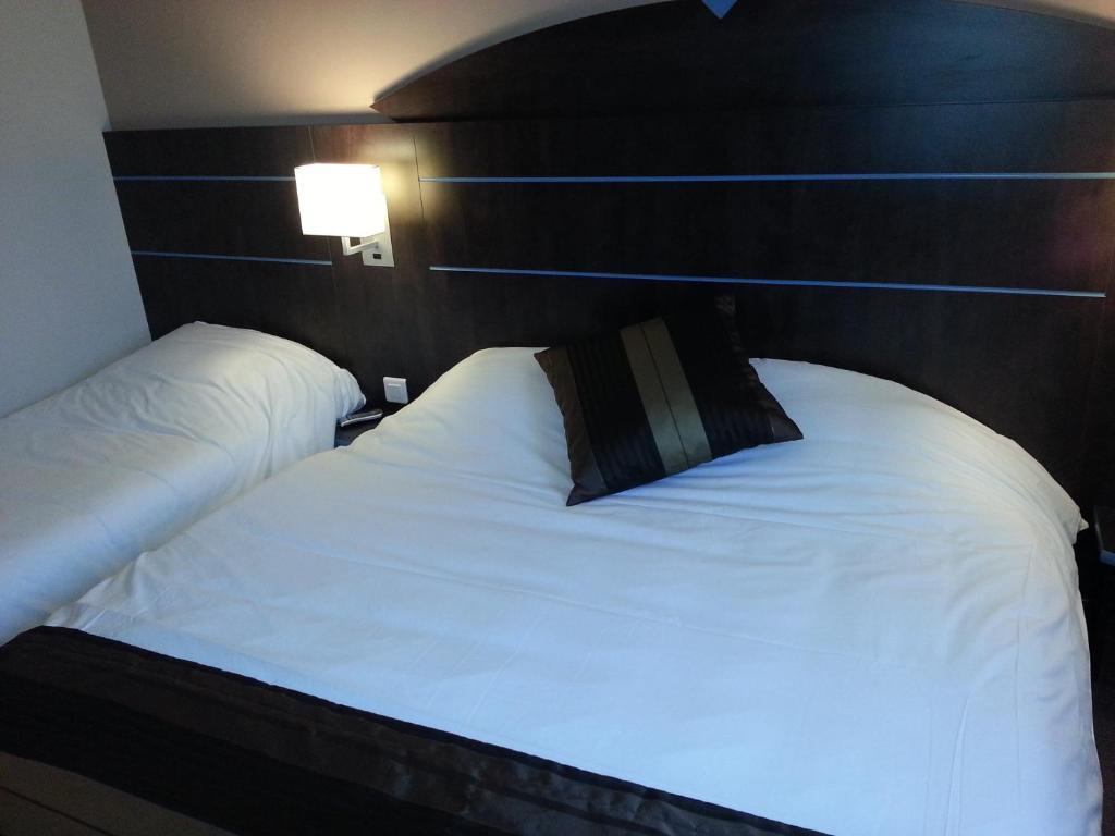 Hotel Akena City Caudry Стая снимка
